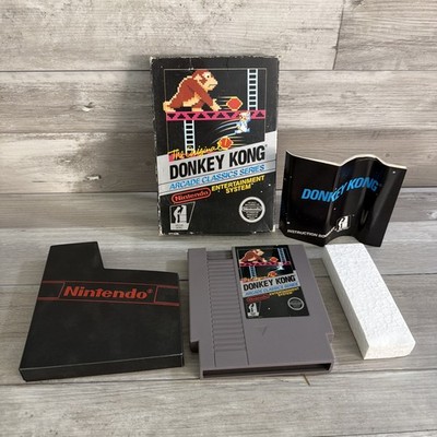 Donkey Kong NES Nintendo 5-Screw Arcade Classics With Box And Manual Dust Sleeve