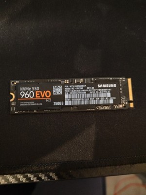 Samsung 960 EVO 250 GB M.2 SSD MZ-V6E250 PCIe NVMe 3.0 x4   #302259