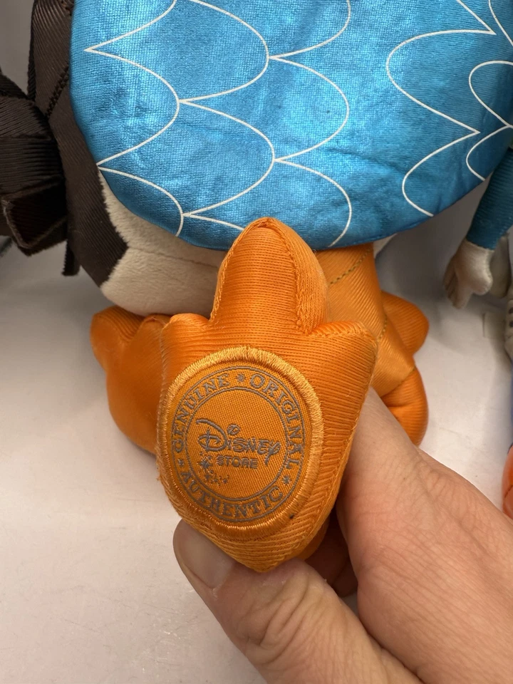 Peluche de pájaro avestruz MERC a millas de Tomorrowland Boy and MERC genuino de Disney Store Foto 4 de 4