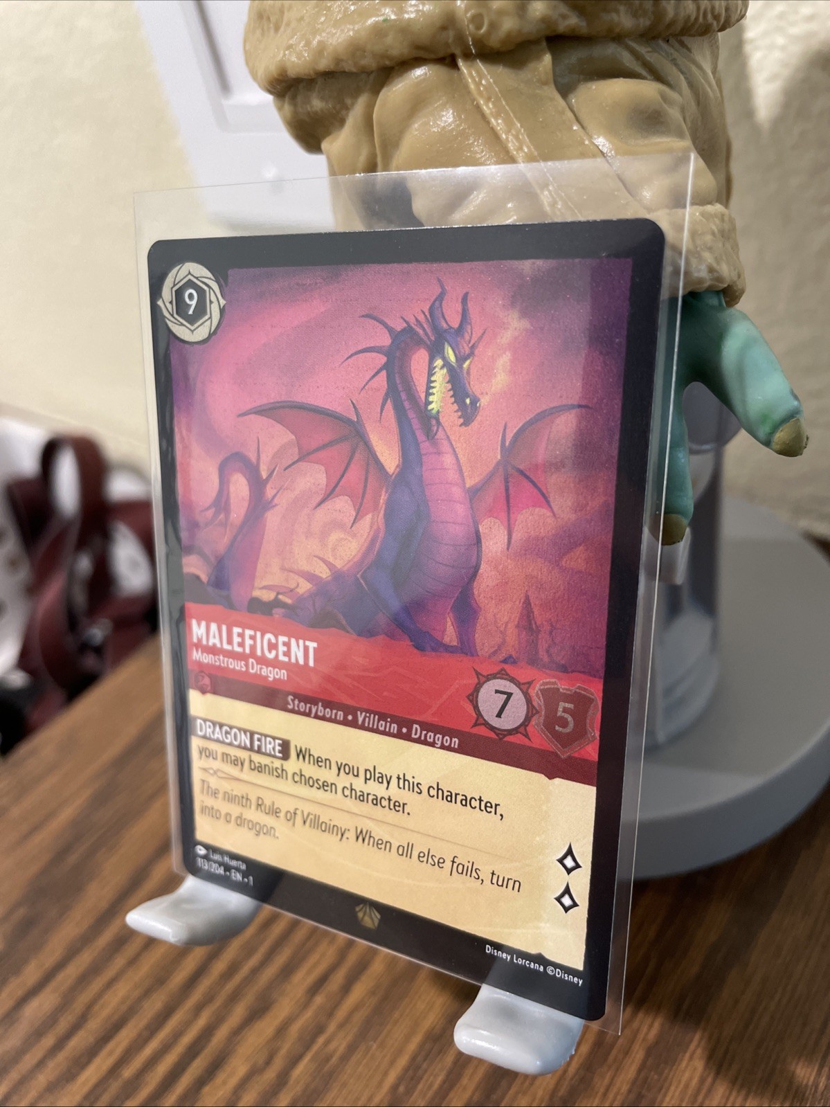 Disney Lorcana TCG Maleficent-Monstrous Dragon Holo 113/204 The First Chapter 