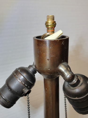 rare CLASSIQUE Bronze Urn Lamp Base c1910s, for Antique Reverse Painted Shade - Picture 6 of 10