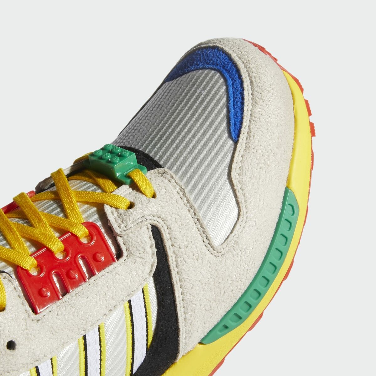 Adidas ZX 8000 LEGO Limited Edition Shoes Men's Size 6-14 Adidas ZX 8000 LEGO Limited Edition Shoes Men's Size 6-14