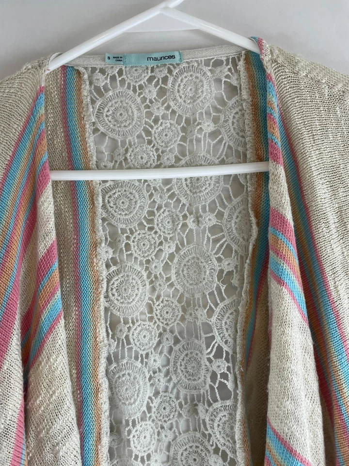 Suéter Maurices Para Mujer Talla Pequeña Azteca Flecos Manga 1/2 Crochet Cordones Espalda Foto 3 de 4