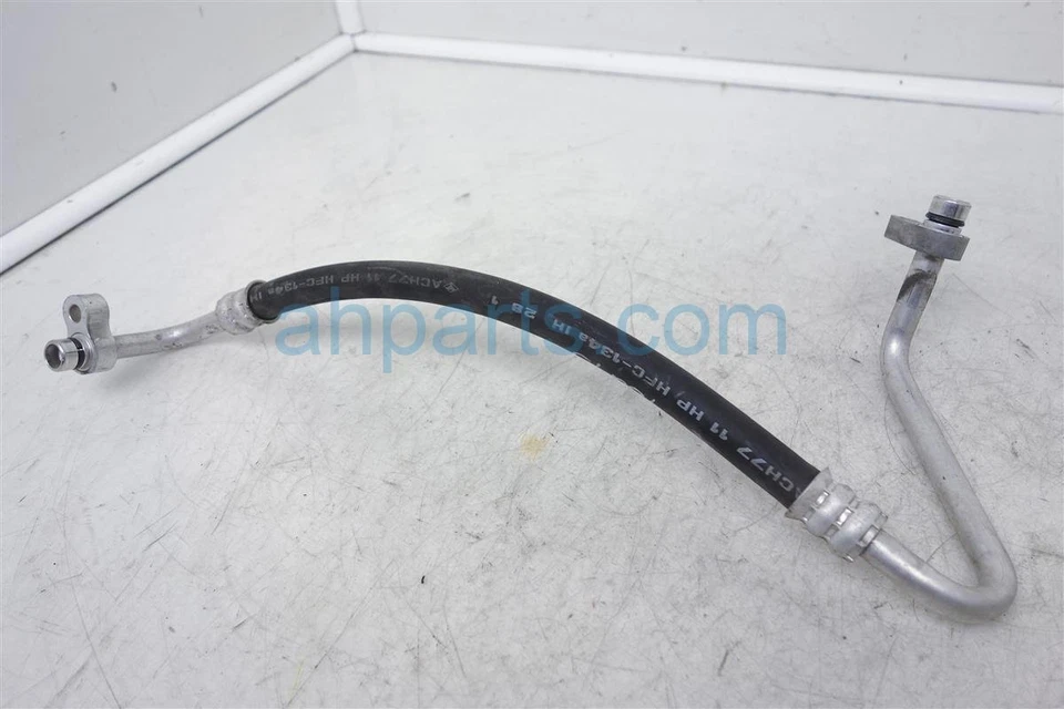 Manguera de descarga Nissan Pathfinder 2000 aire acondicionado 92490-2W100 Foto 4 de 4