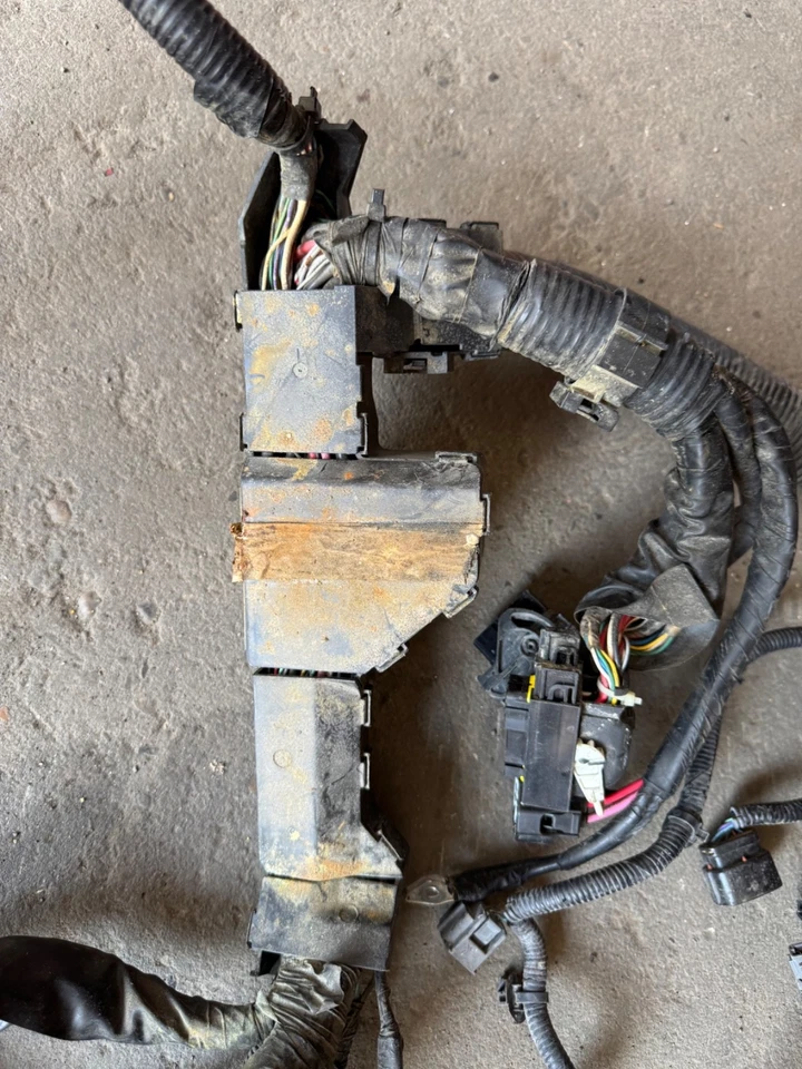 Arnés de motor Nissan Pathfinder 2018 3,5 L automático 4x4 tracción delantera OEM Foto 4 de 4