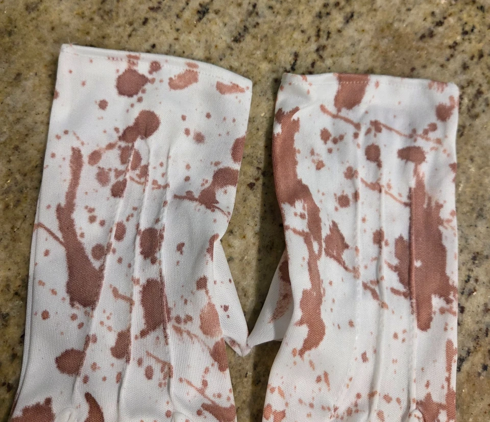 Fingerless White Fake Bloody Gloves Art the Clown Costume Pennywise One Size - Image 4 of 4