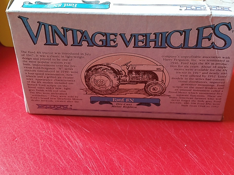 Ertl Ford 8N Tractor Red Loader Vintage Vehicle made USA 1/43 FD-2512-1HEO-R-B - Image 2 of 4