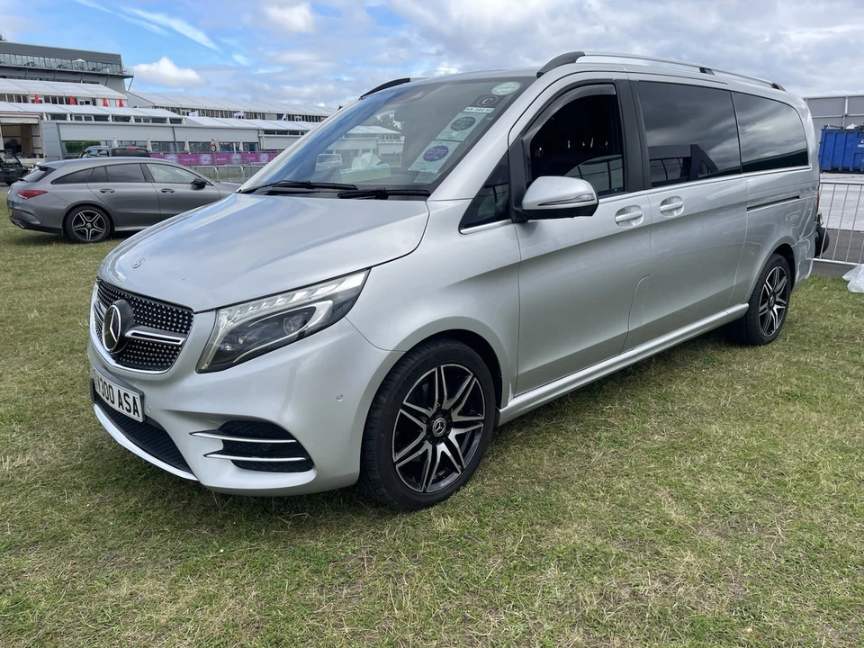 Mercedes V Class AMG Line PCO Ready , November 2018 Extra Long - Image 2 of 4