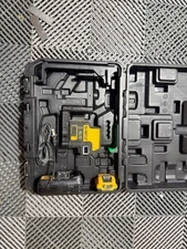 Dewalt Laser Level DW0822LG 12v 100 ft. Green Laser Line Laser Level FOR PARTS