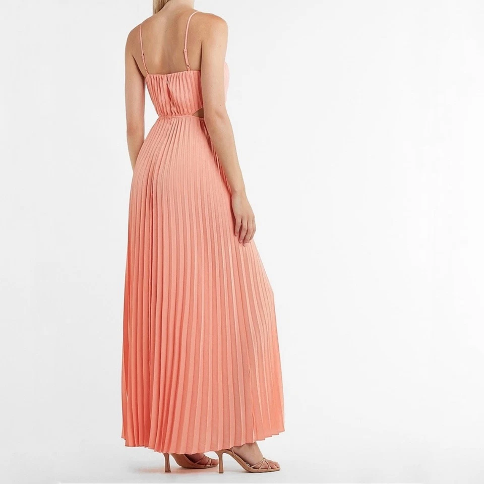 Maxi Vestido Express Talla M Plisado Corte Lateral Fiesta Cóctel Formal Melocotón Rubor Foto 4 de 4