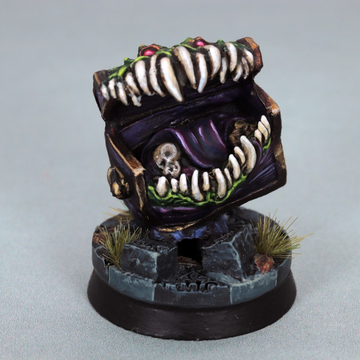 Painted Mimic Mockingbeast Reaper Miniature Coffer Monster