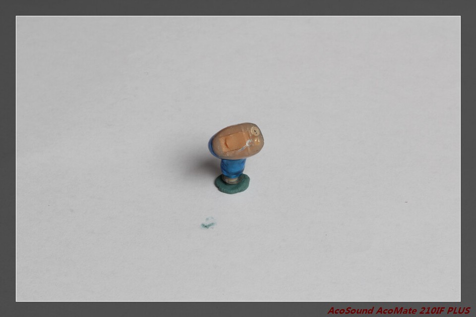 PAIR MINI IN EAR C I C HEARING AMPLIFIER LEFT/RIGHT EAR NO TEST NEEDED