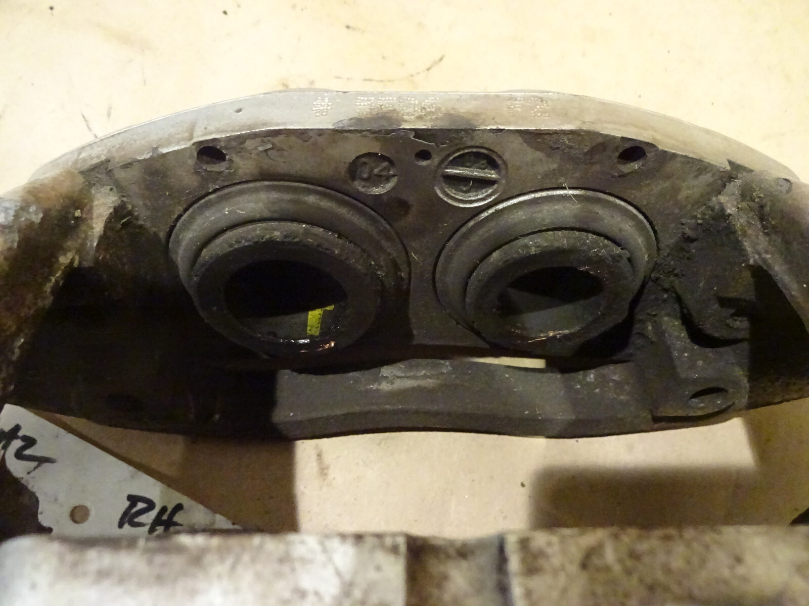 Maserati  Quattroporte 05 RH Front Brake Caliper 