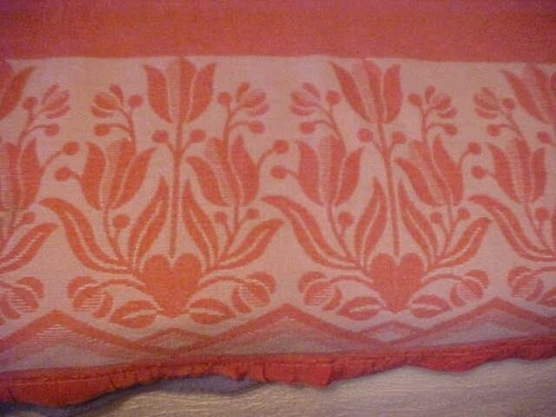 COTTON BLANKET w/ TULIPS, Brownish/Rose Color, REVERSIBLE 1940s - Picture 2 of 3