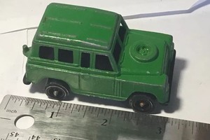 tootsie toy land rover