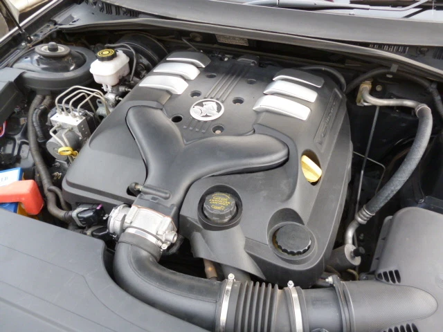 Vz commodore motor deals