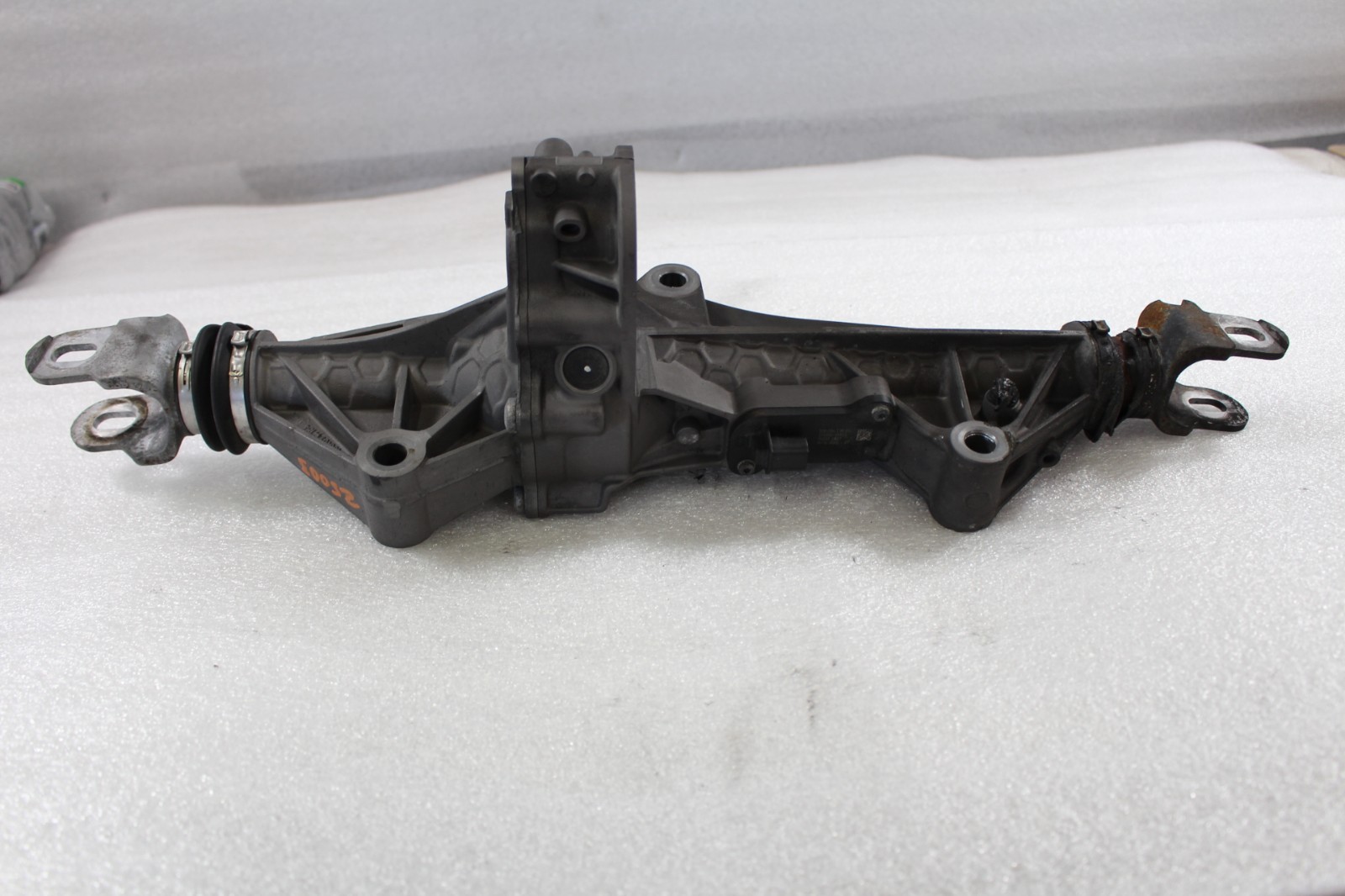 Lamborghini Urus, Rear Steering Gear Rack, Parts Only, Used, P/N 4M0501055AC