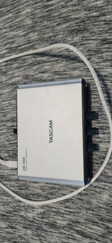 Tascam USB-100 Audio Interface