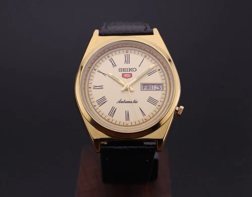 Vintage Seiko 5 Automatic 7009A 17J Men's Wrist Watch, Day / Date- Japan Made