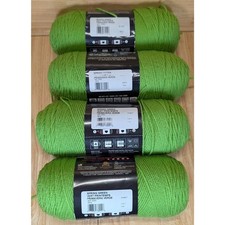 Red Heart Super Saver Yarn Lot 4 Skeins Spring Green 7oz Medium 4 Acrylic