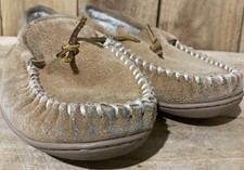 Minnetonka Moccasins Tan Suede Leather Slip On Slippers Womens Size 8