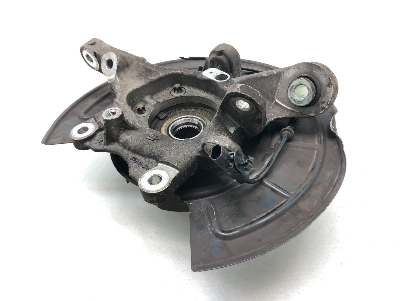 2014-2019 MASERATI GHIBLI S AWD LEFT DRIVER REAR SPINDLE KNUCKLE HUB OEM.