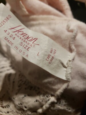 VTG Henson Kickernick SMALL Bra SKAMP Bralette pink Wire Free USA