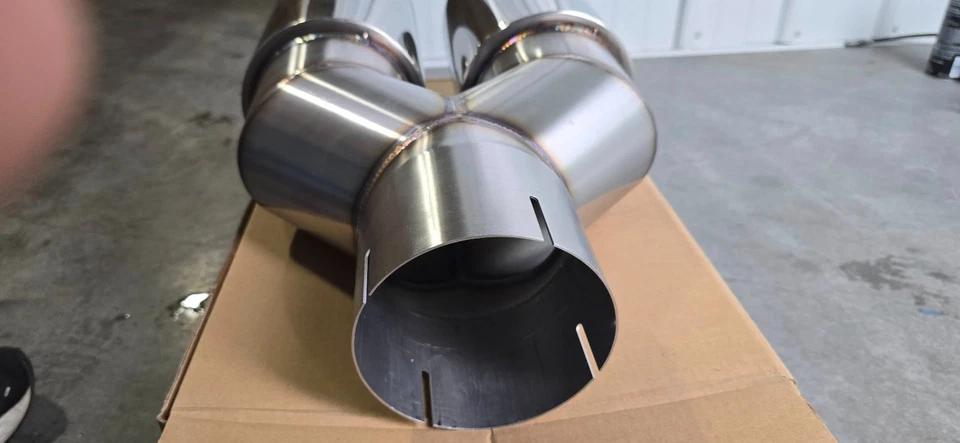 Jamo Exhaust TY506020SP - 5" In - Dual 6" Out - 20" Length SS Polished Tip - Image 4 of 4