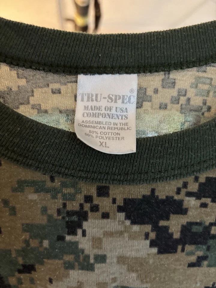 Vintage Tru-Spec Military Hunting Green Digital Camouflage Men's XL  T-Shirt - Image 3 of 4