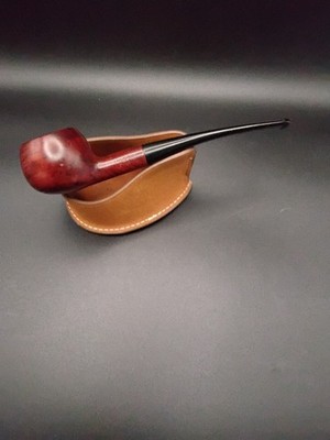 Partially restored Hilson ''Club'' slightly bent apple tobacco smoking pipe