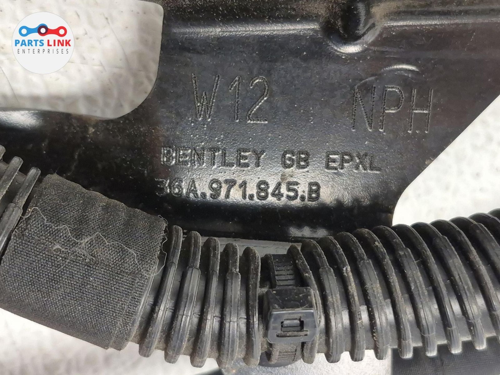 2016-20 BENTLEY BENTAYGA RIGHT BATTERY ALTERNATOR CABLE WIRE POWER LINE SET 636