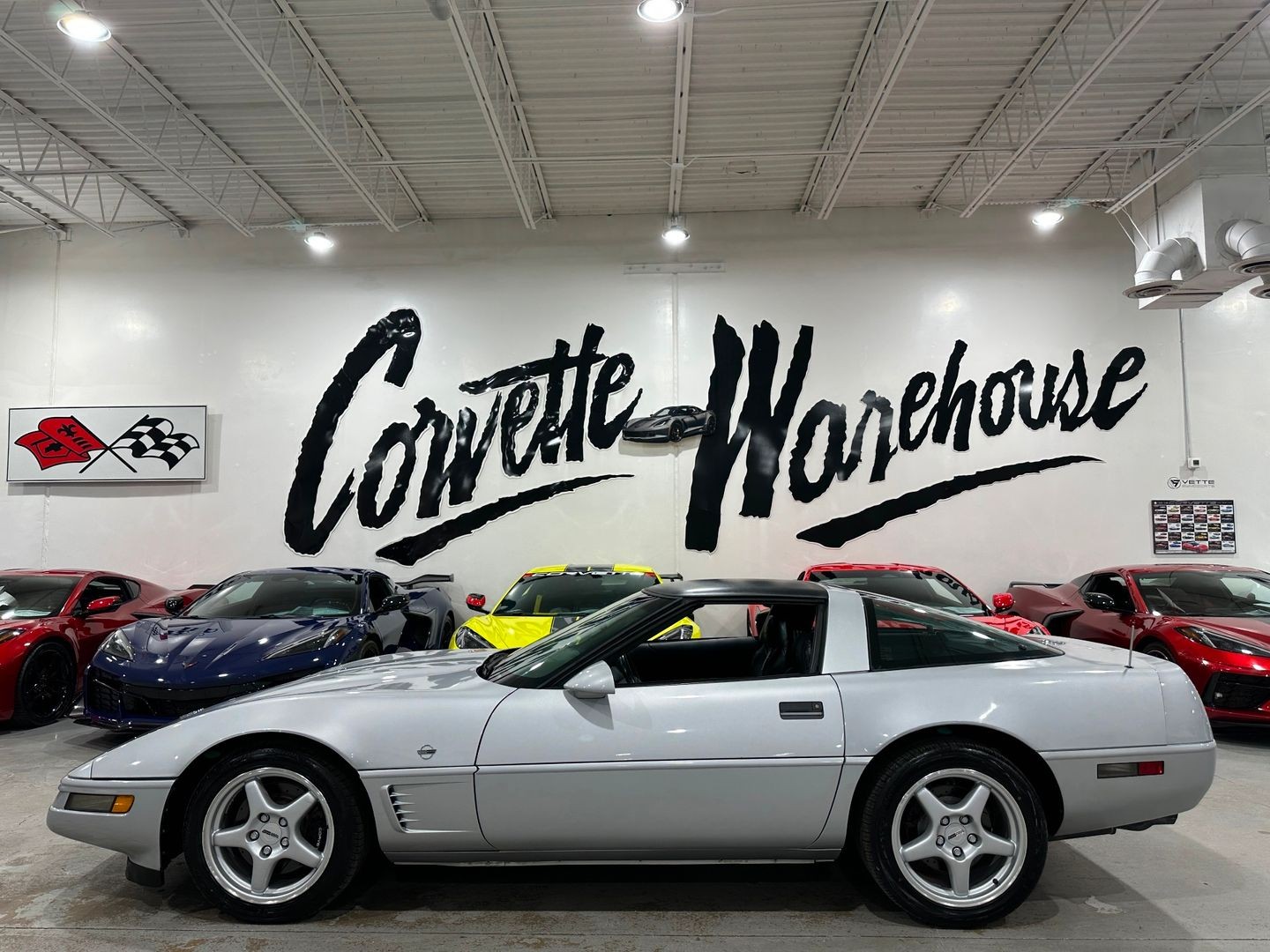 1996 [000] Cyclamen Metallic Chevrolet Corvette   | C4 Corvette Photo 2
