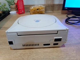 Sega Dreamcast Console