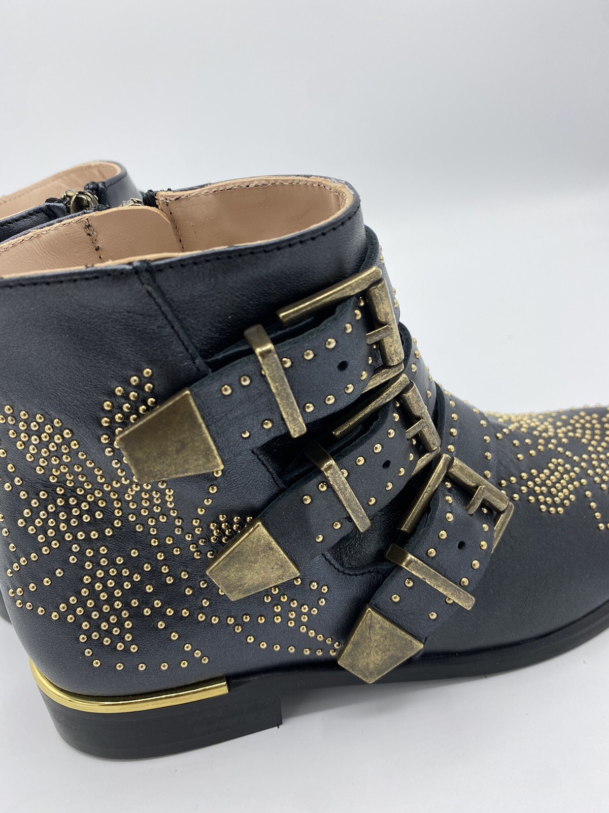 $642 CHLOE Susanna Ankle Gold-Tone Studded Black Leather Booties EU 32/US 1 image 7