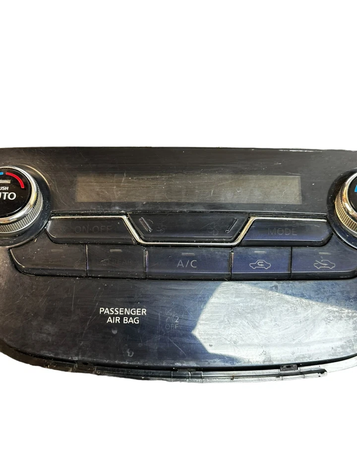 Nissan Murano SL 2016 2017 control de aire acondicionado OEM 275005AA1C Foto 3 de 4