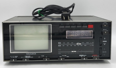 Magnavox BG3914 Portable Black & White TV AM/FM Radio Tested Magnavox BG3914 Portable Black & White TV AM/FM Radio Tested