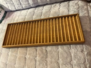 Bandeja de exhibición antigua vintage de madera para tienda de cigarros sin precio base