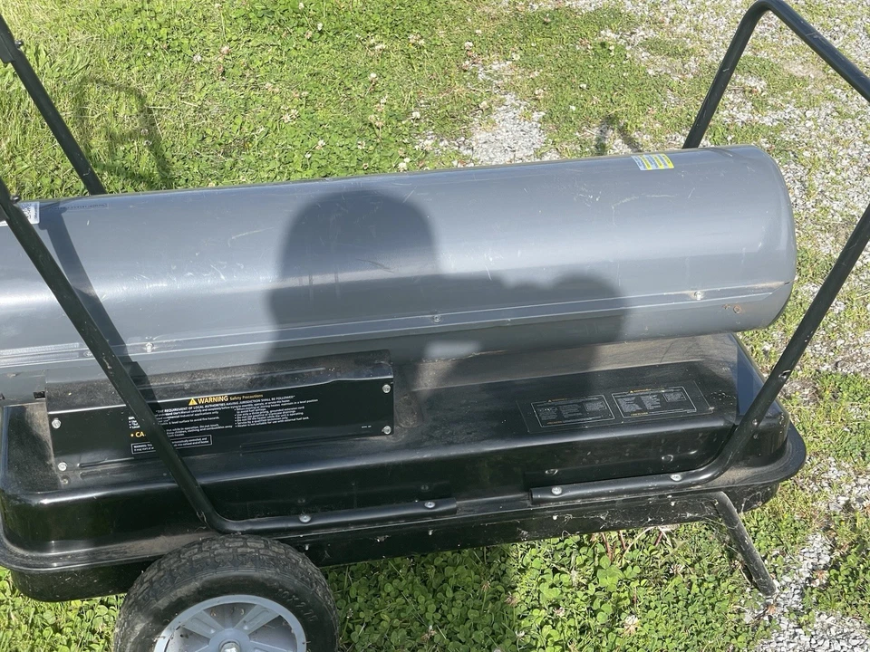 Dyna-Glo Deluxe Diesel Forced Air Heater 180 to 220K BTU. - Image 3 of 4