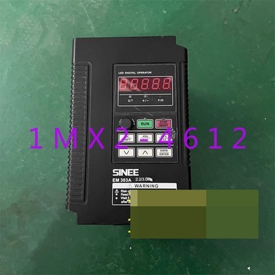 1pc used   sinee EM303A-2R2G/3R0P-3CB 2.2kw 3KW 380v *mp
