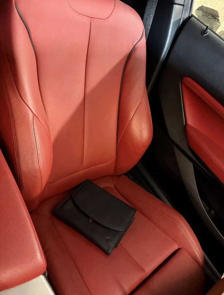 BMW 1 SERIES F21 3 DOORS RED LEATHER SEATS & DOOR CARDS - Image 3 of 4