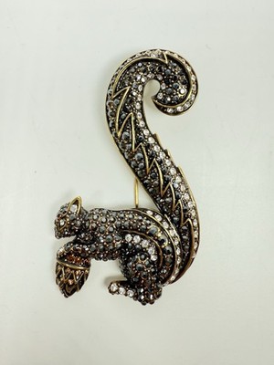 Heidi Daus Sign “Nuts About It” Squirrel Pin Brooch Fall Autumn | eBay
