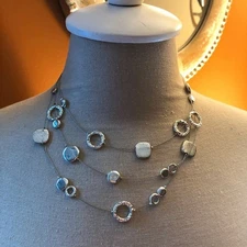The Unbranded Brand Sika 3-Tier Layered Wire Multi Circle Necklace