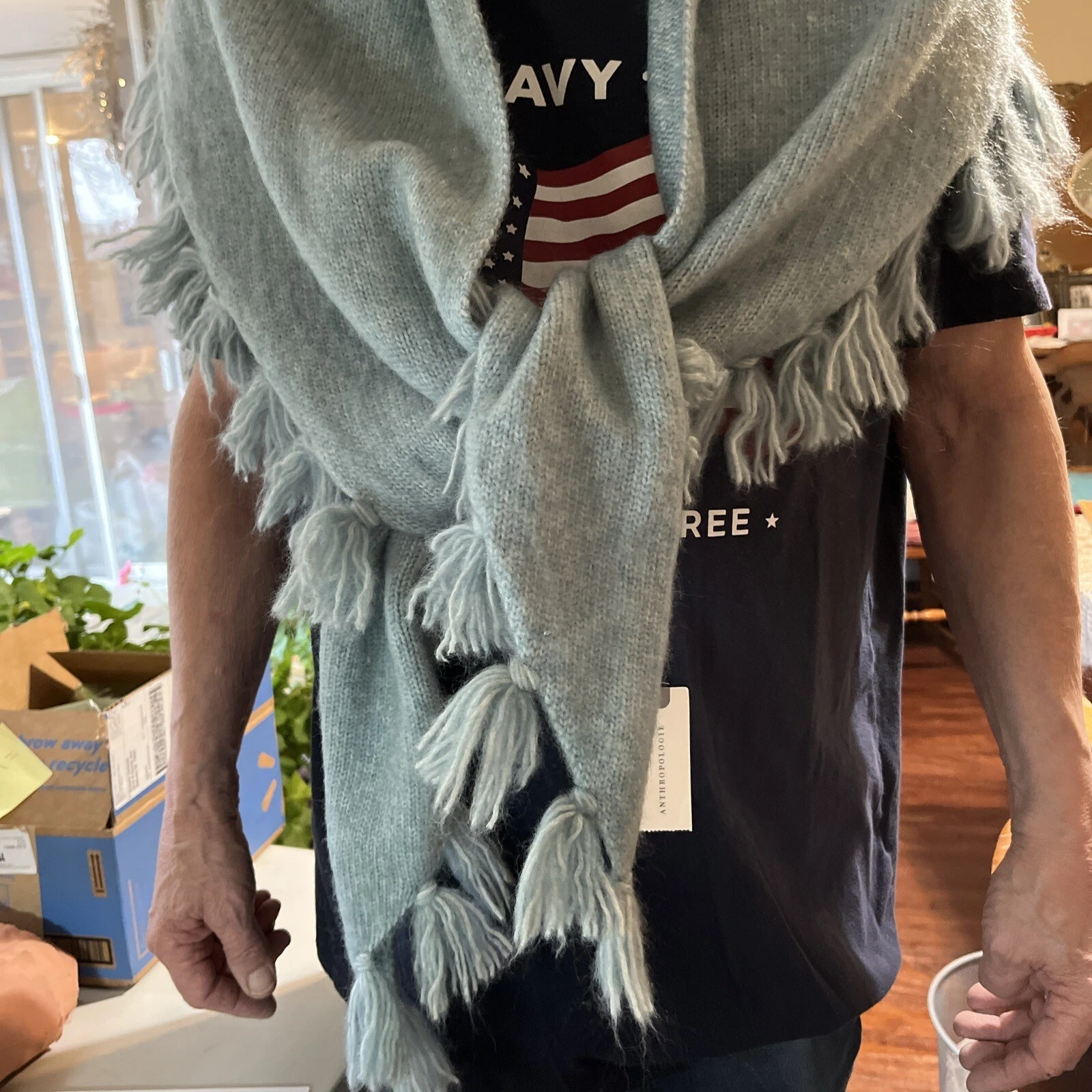 Anthropologie Scarf Wrap Shawl Lt Blue Fringe Boho Hippie Outdor Lightweight NWT
Opens in a new wind
