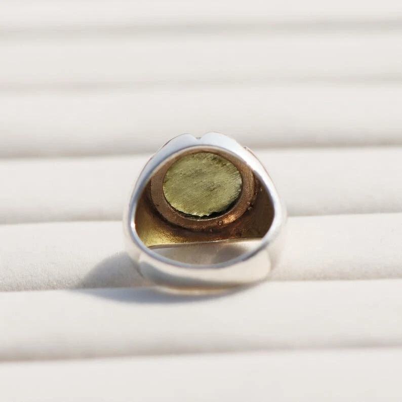 Anillos de piedras preciosas de moldavita de la República Checa, anillo de piedras preciosas en bruto de plata de ley 925 Foto 3 de 3