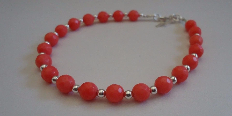 PULSERA PULSERA PLATA ESTERLINA 925 CON CORAL ROJO Y SEMILLAS BRILLANTES/8""/ BLOQUEO LANGOSTA Foto 3 de 4