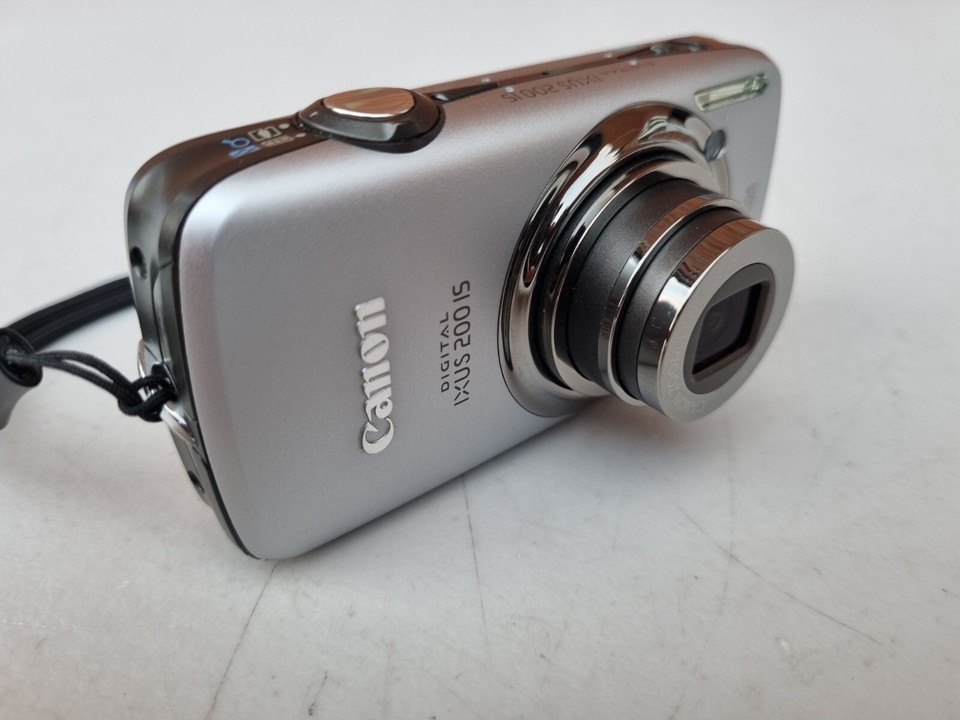 Canon Digital IXUS 200 IS 12.1MP 4000x3000 5xOptical Zoom eBay