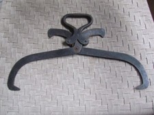 Decorative Expandable Antique Vintage Ice Tongs Unique Form Heart Shaped Handle