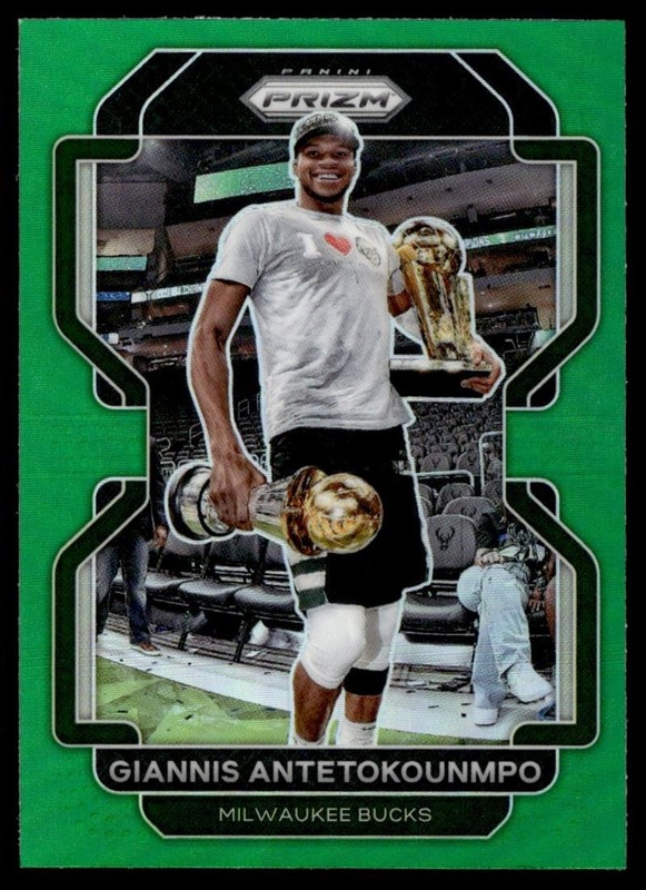 2021-22 Panini Prizm GREEN Giannis Antetokounmpo Bucks #1 A6