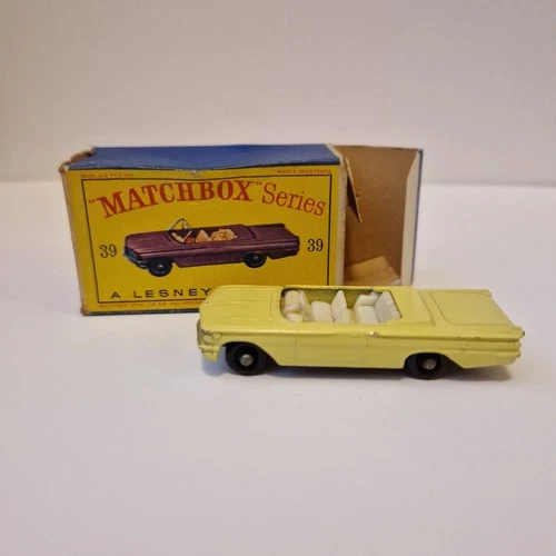 Matchbox Series No. 39 Lesney Pontiac Convertible yellow diecast toy car boxed