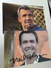 NEIL FLYNN Authentic 2 Hand Signed Autograph 4X6 Photo  - THE MIDDLE & SCRUBS